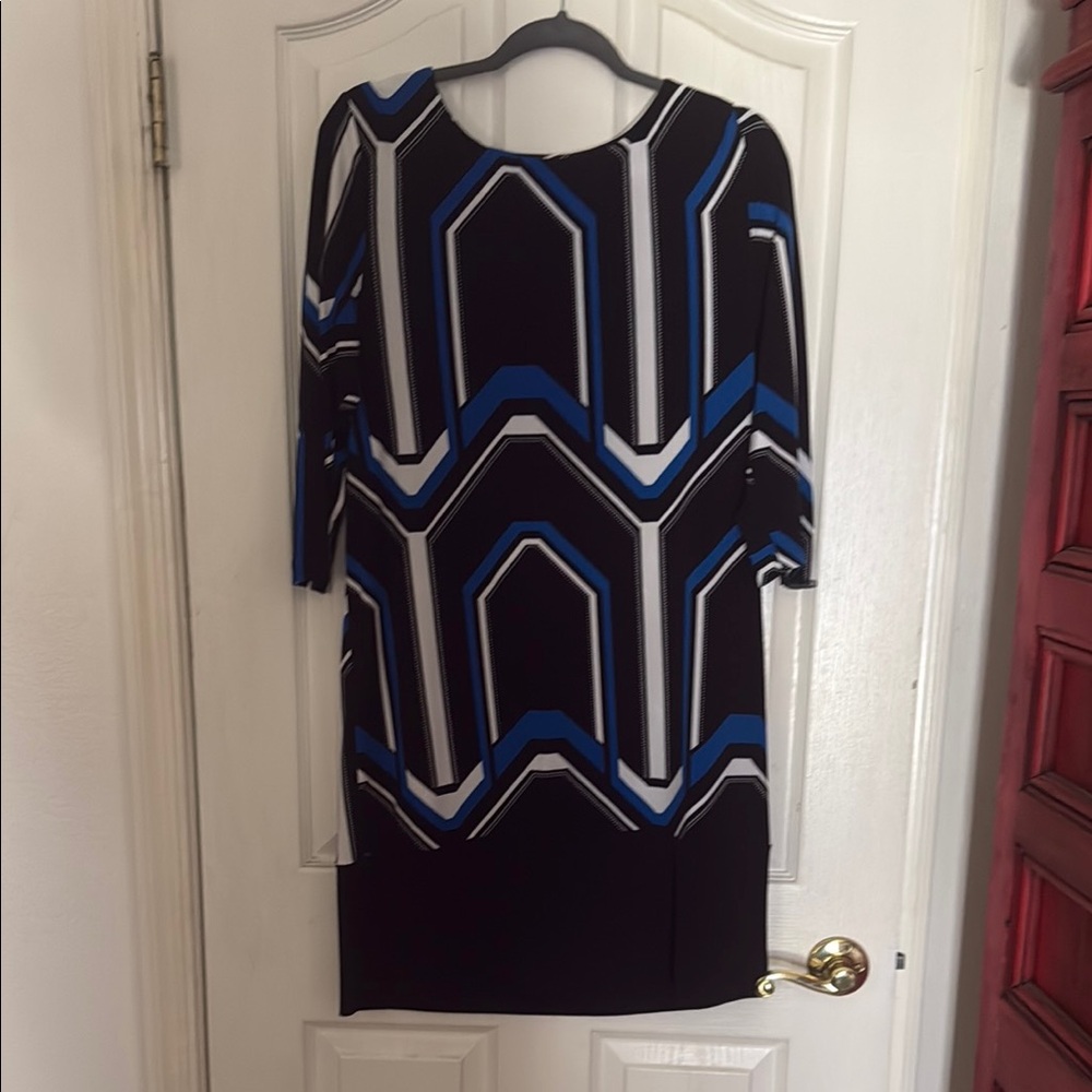 New York & Company Black and Blue Long Sleeve Dress